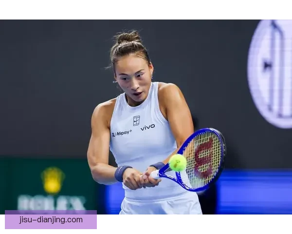 郑钦文逆转肯宁迎复出首胜